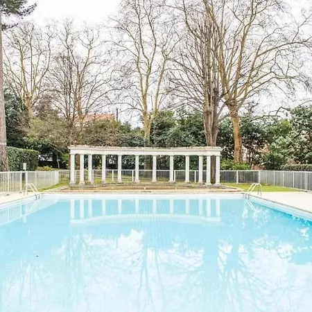 Dahlia - Appt 2 Et Piscine Apartmán *