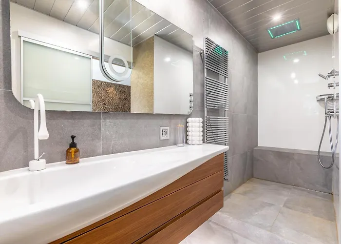 Dahlia - Appt 2 Et Piscine Appartement Biarritz