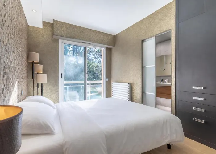 Dahlia - Appt 2 Et Piscine Apartmán *